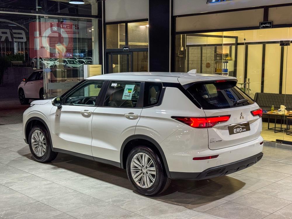 https://cdn.iqcars.ioimage_picker_8E182D52-9C2E-43DB-97FF-C7780482CBF0-37529-00000A7F2E633EA9_out.jpg